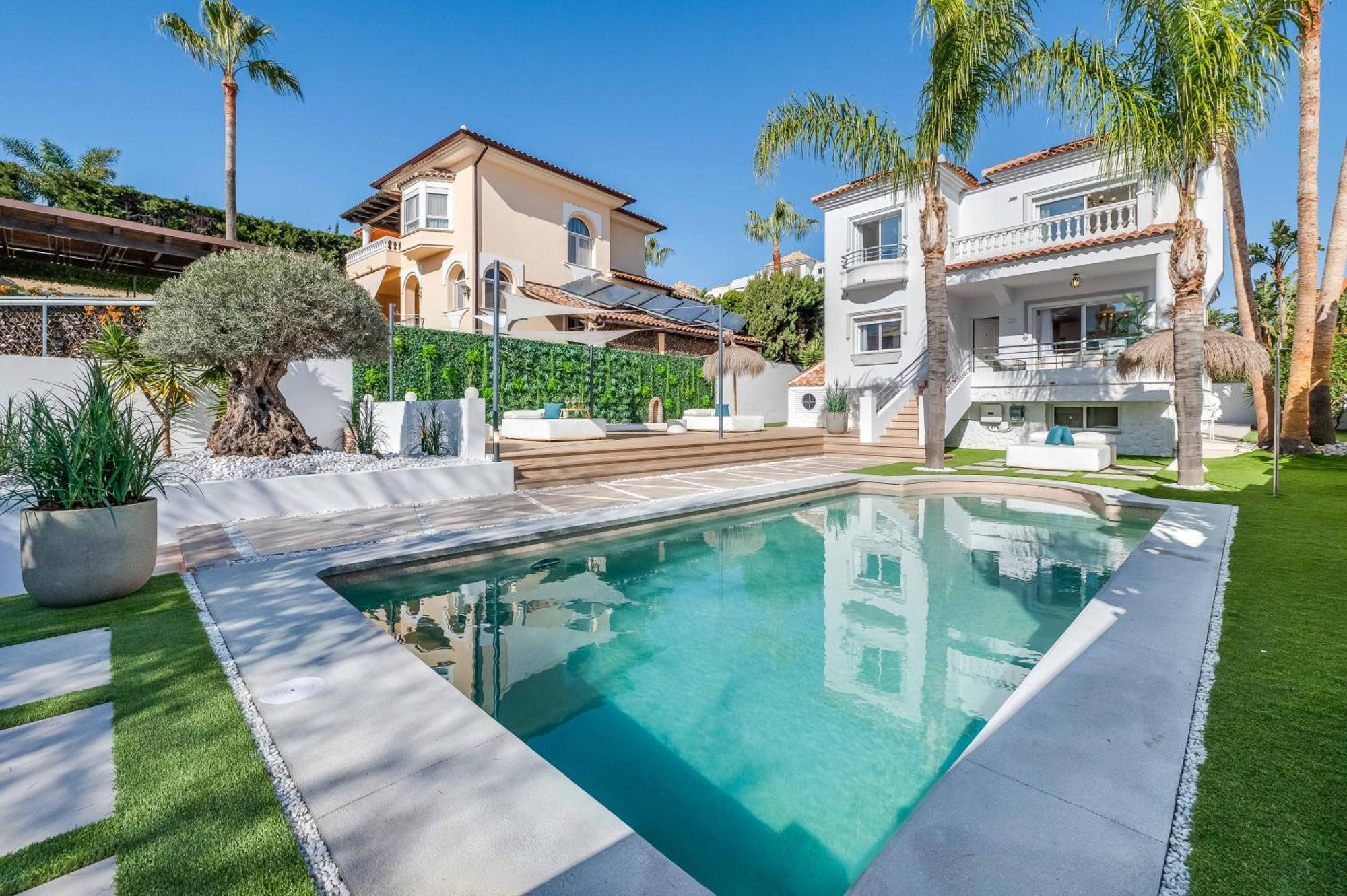 Vacation Marbella I Sunny Camelia Villa Heated Pool, Recently Renovated, Best Residential Neighborhood In Benalmadena, Short Walk To The Beach, Cinema Room Exteriér fotografie